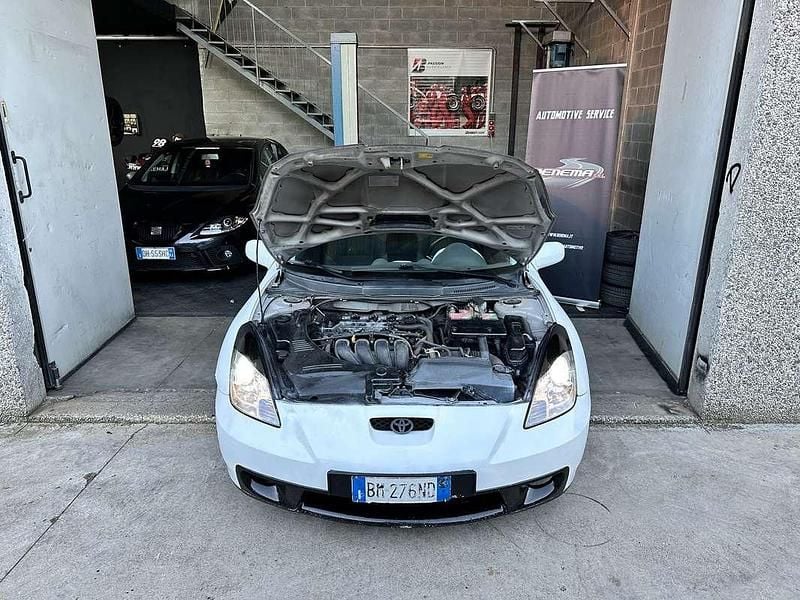 Usata Toyota Celica 143 CV (105 kW) 2000 Coupé
