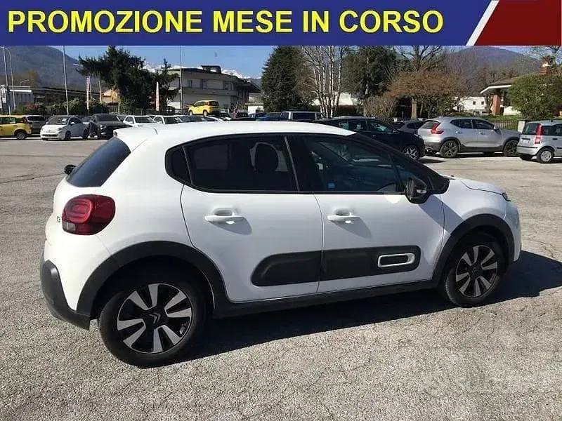 Usata Citroën C3 PureTech 83 CV (61 kW) 2024 Bianco Berlina