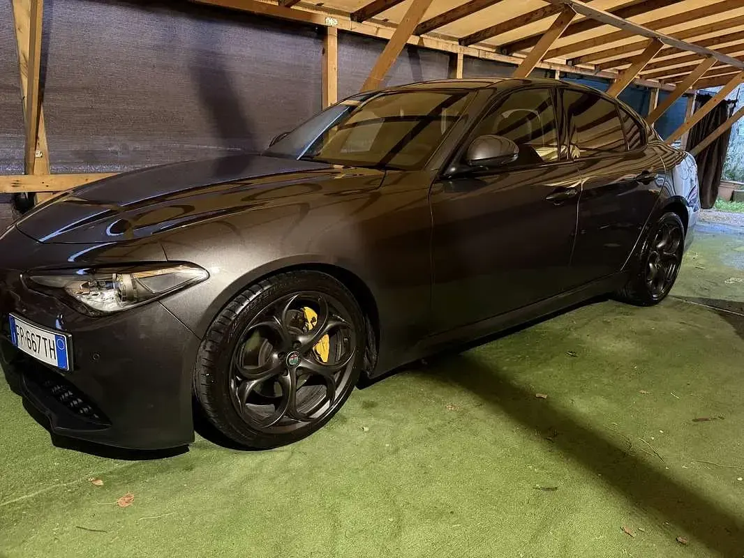 Usata Alfa Romeo Giulia 179 CV (131 kW) 2018 Berlina