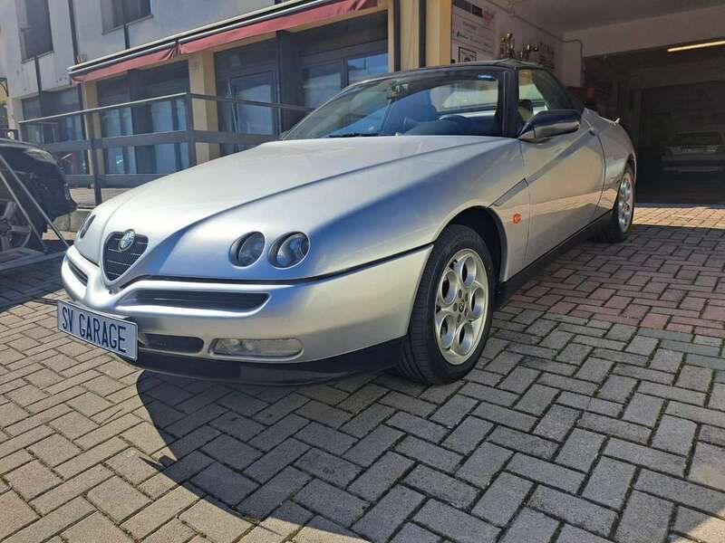 Usata 1995 Alfa Romeo Spider Cabrio | 10.900 € - Immagine 1/4