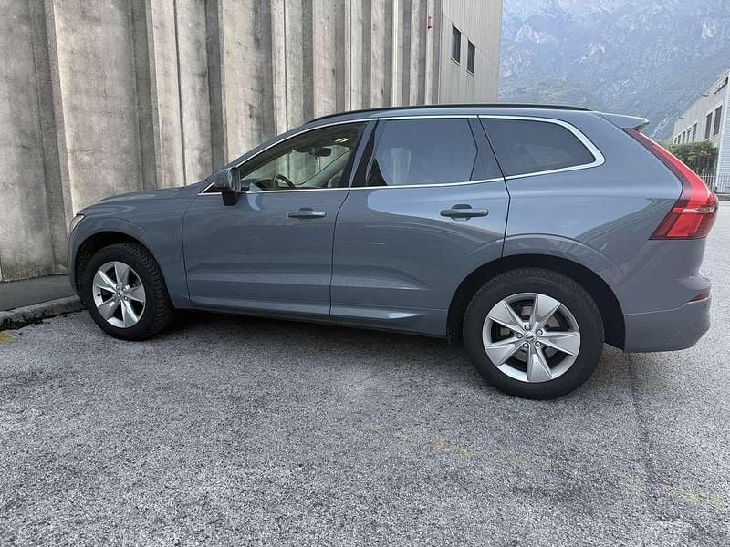 Usata Volvo XC60 197 CV (144 kW) 2023 Grigio SUV