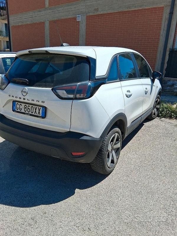 Usata Opel Crossland 110 CV (80 kW) 2022 Bianco SUV