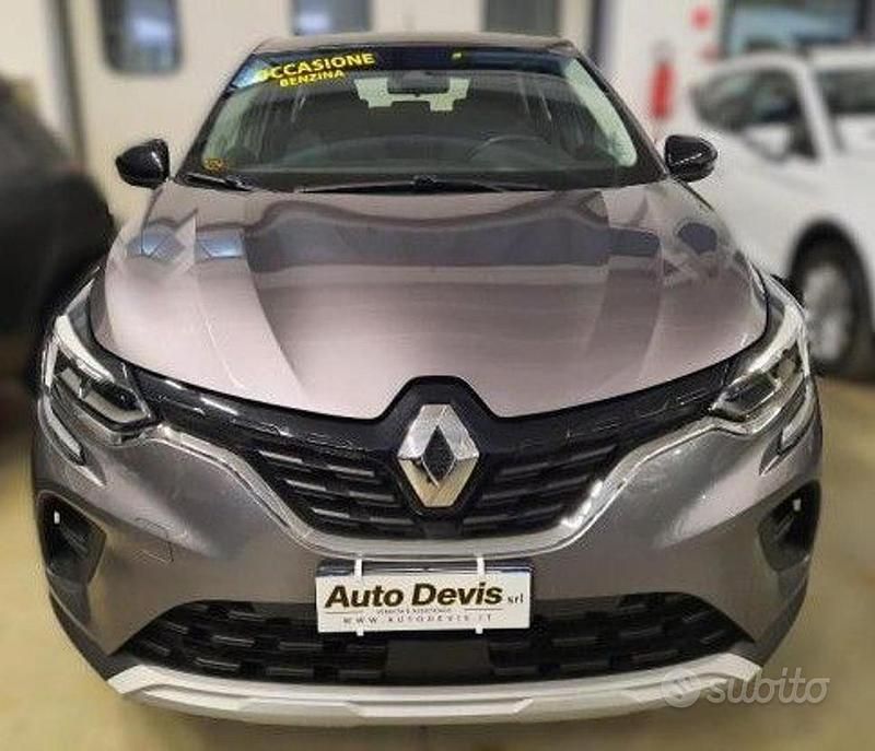 Usata Renault Captur Business 91 CV (66 kW) 2021 Grigio scuro SUV