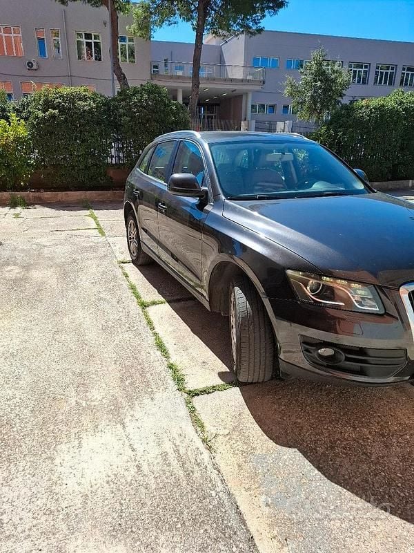 Usata Audi Q5 170 CV (125 kW) 2009 Nero SUV