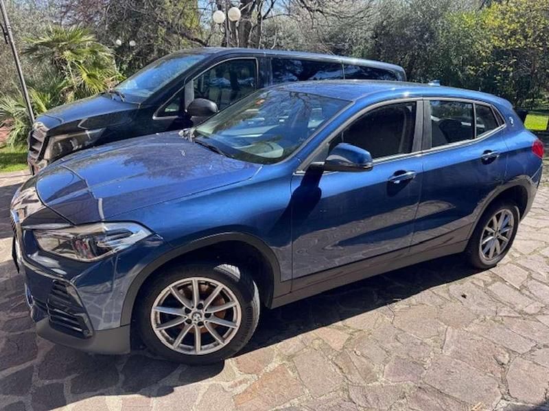 Usata BMW X2 150 CV (110 kW) 2020 Blu/azzurro SUV