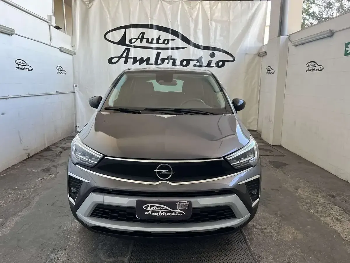 Usata Opel Crossland Elegance 131 CV (96 kW) 2023 Grigio SUV