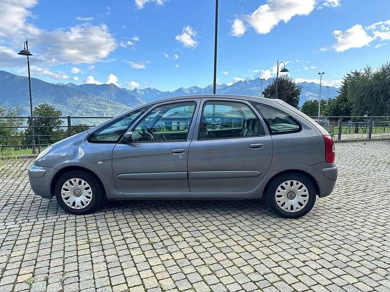 Grigio Usata 2004 Citroën Xsara Picasso Monovolume | 900 € (Buon prezzo) - Immagine 1/4