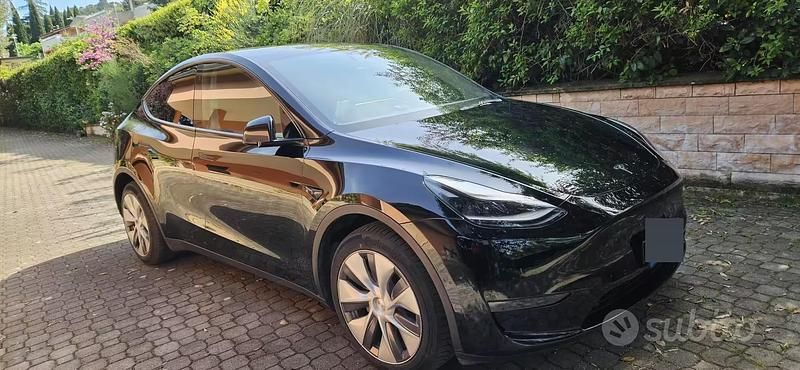 Occasion Tesla Model Y Long Range AWD 378 kW (514 ch) 2022 Noir SUV