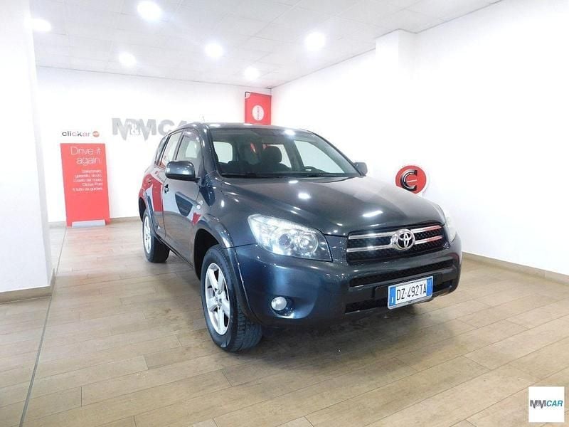 Usata Toyota RAV4 Luxury 177 CV (130 kW) 2008 Grigio SUV