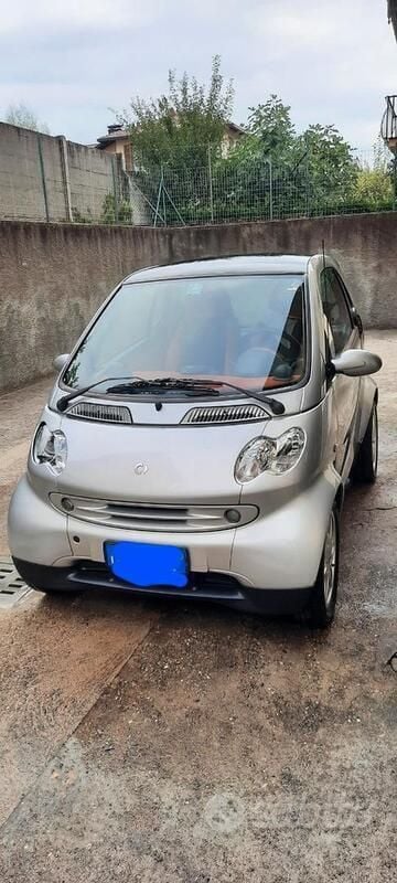 Usata Smart ForTwo Coupé Passion 61 CV (44 kW) 2003 Grigio Coupé