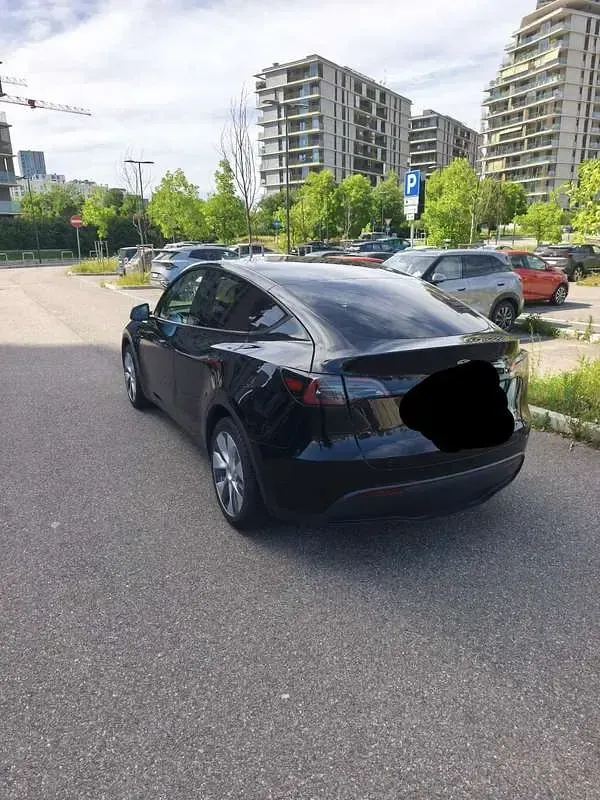 Usata Tesla Model Y 152 kW (208 CV) 2023 SUV
