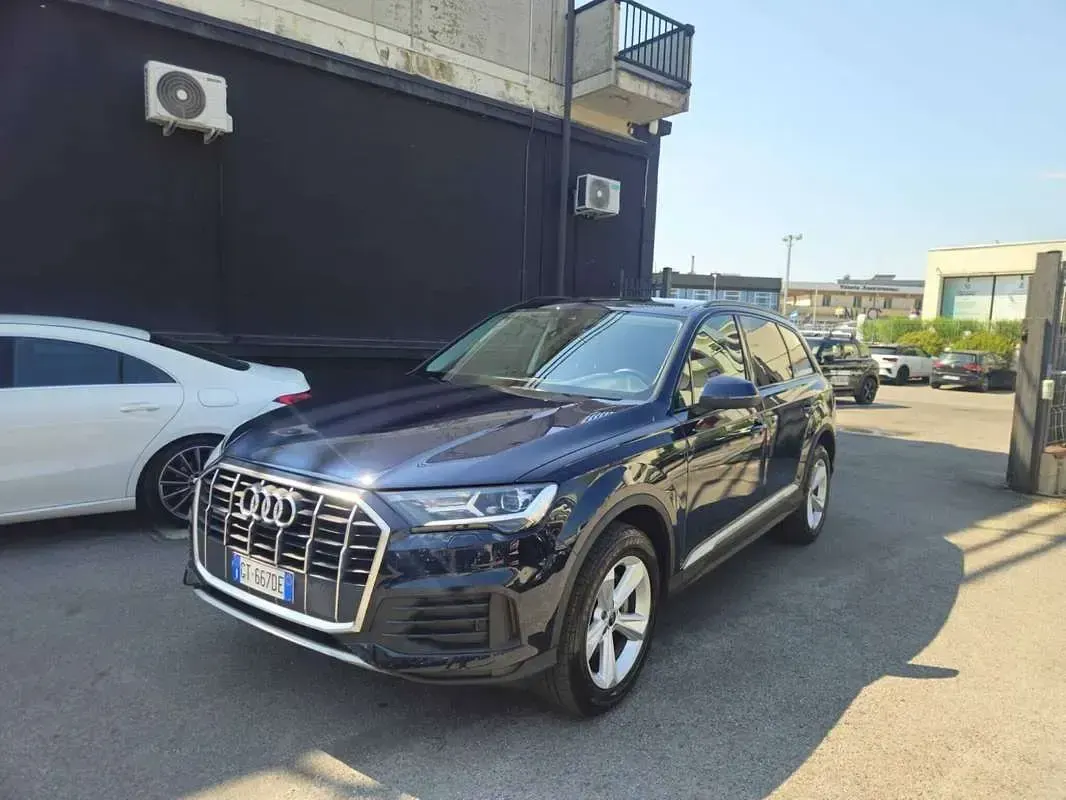 Usata Audi Q7 Ambiente 231 CV (169 kW) 2024 Nero SUV