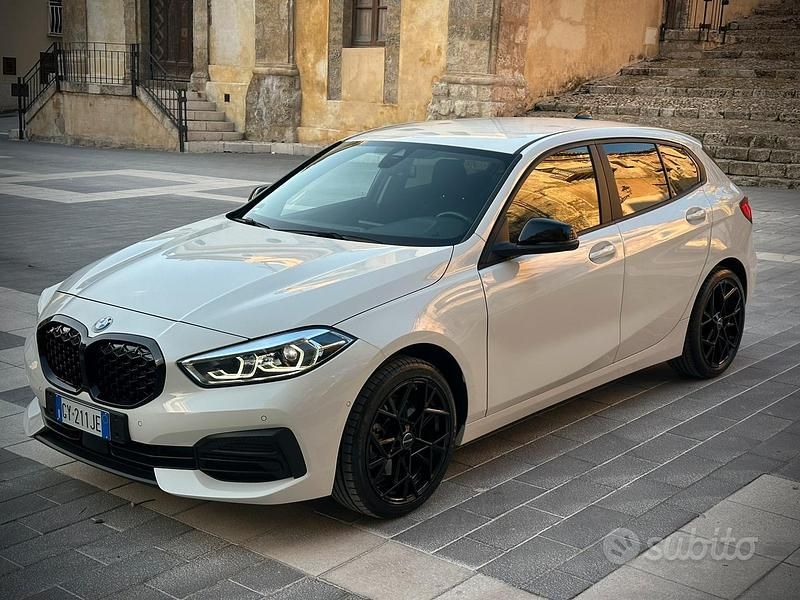 Usata BMW 116 Sport Line 2023 Bianco Utilitaria