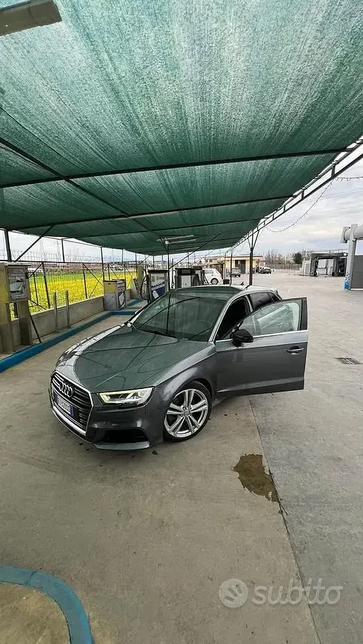 Usata Audi A3 S-Line 150 CV (110 kW) 2019 Bluazzurro Berlina