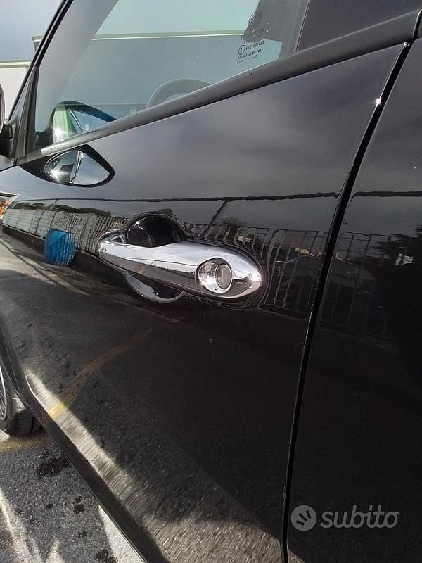 Usata Lancia Ypsilon S 69 CV (50 kW) 2021 Nero Utilitaria