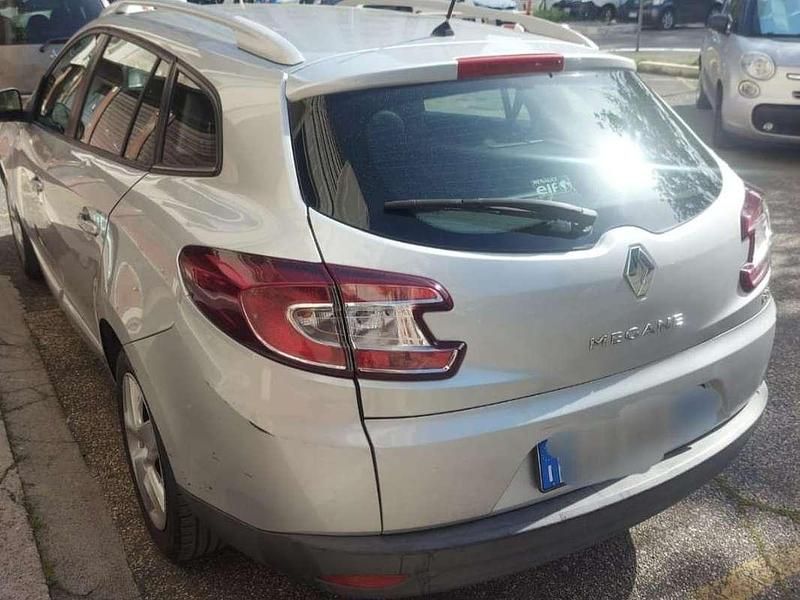 Usata Renault Mégane GrandTour 95 CV (69 kW) 2014 Argento Station wagon
