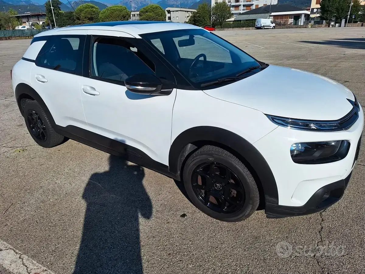 Usata Citroën C4 Live 110 CV (80 kW) 2018 Bianco Berlina