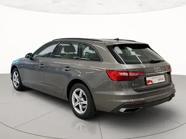 Usata Audi A4 Business 136 CV (100 kW) 2020 Grigio terra metallizzato Station wagon