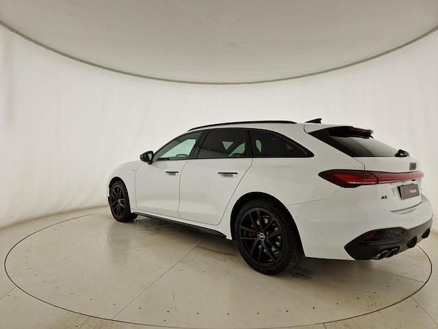 Nuova Audi A5 Advanced 204 CV (150 kW) 2025 Bianco arkona Station wagon