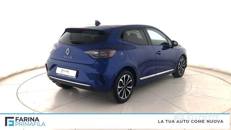 Usata Renault Clio V Techno 91 CV (66 kW) 2024 Blu Berlina