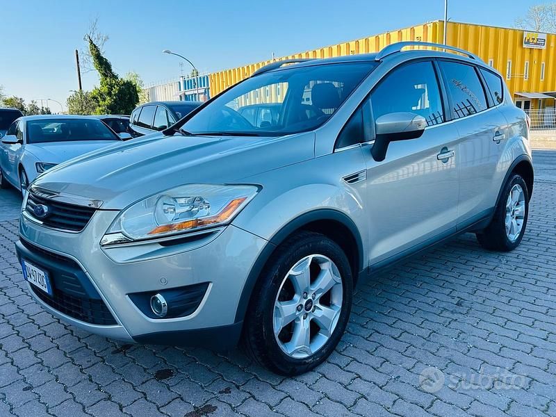Usata Ford Kuga Titanium 136 CV (100 kW) 2009 Grigio SUV