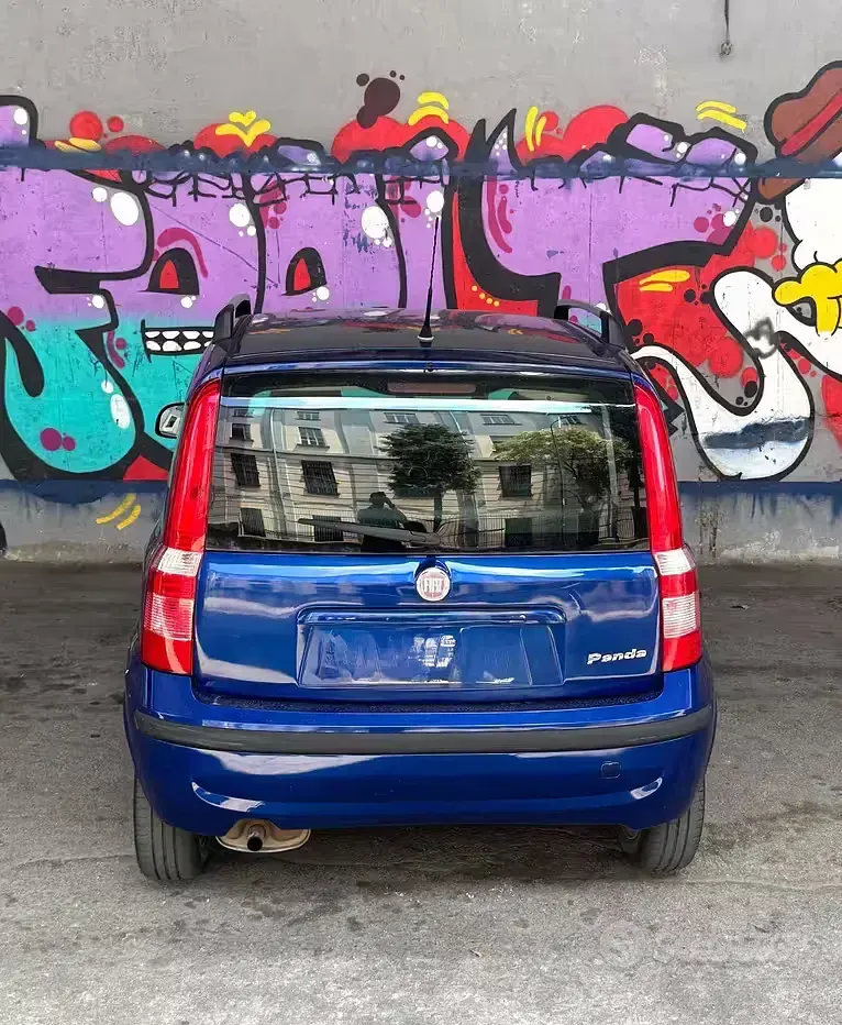 Usata Fiat Panda Dynamic 69 CV (50 kW) 2011 Blu Utilitaria