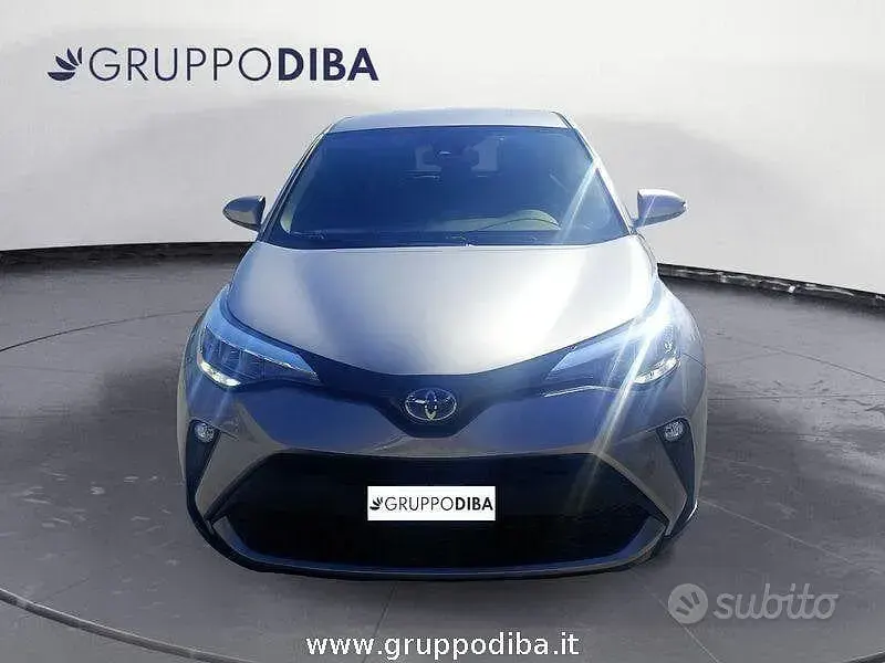 Usata Toyota C-HR Active 122 CV (89 kW) 2020 Grigio SUV