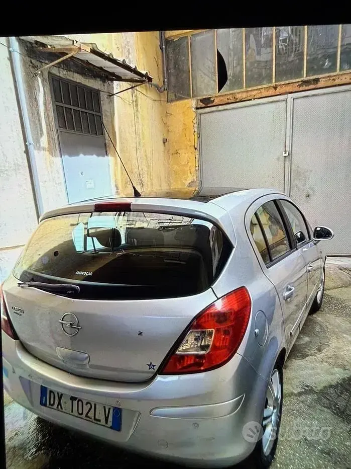 Usata Opel Corsa 80 CV (58 kW) 2009 Grigio Utilitaria
