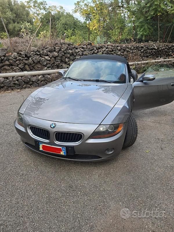 Usata BMW Z4 170 CV (125 kW) 2005 Grigio Cabrio