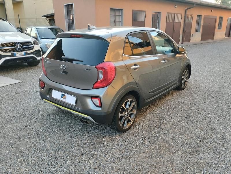 Gebraucht Kia Picanto X-Line 101 PS (74 kW) 2019 Grau Kleinwagen