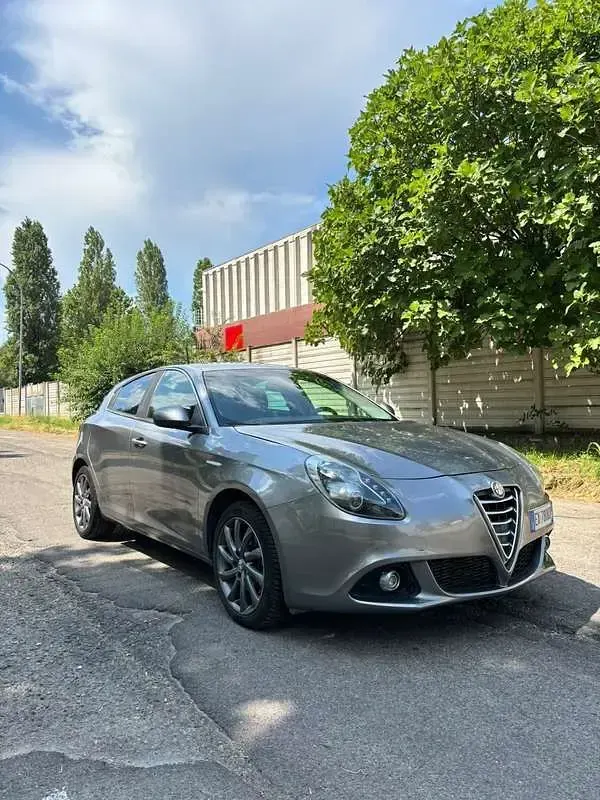 Usata Alfa Romeo Giulietta Distinctive 150 CV (110 kW) 2014 Utilitaria