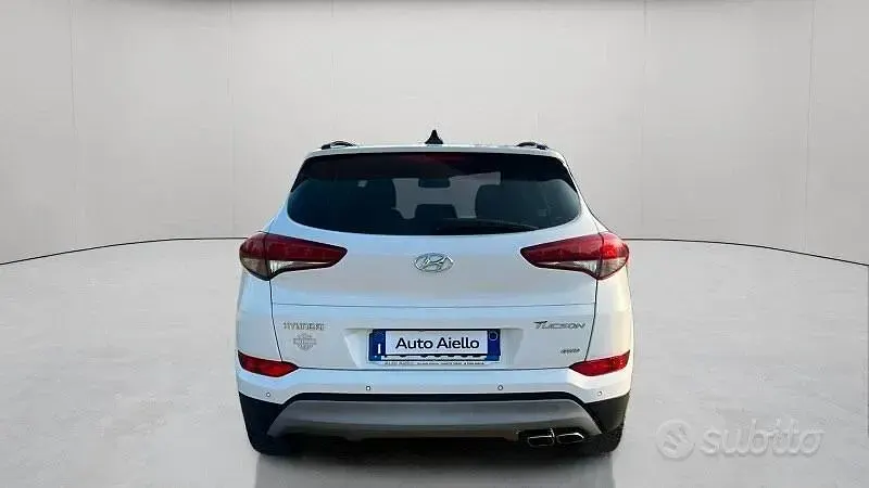 Usata Hyundai Tucson 136 CV (100 kW) 2017 Bianco SUV
