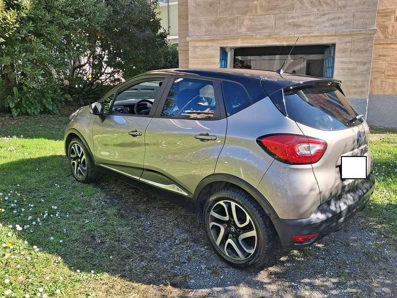 Usata Renault Captur 90 CV (66 kW) 2013 Bronzo SUV