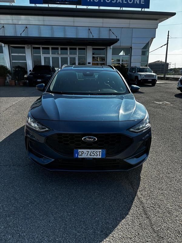 Usata Ford Focus ST-Line 125 CV (91 kW) 2023 Blu Station wagon