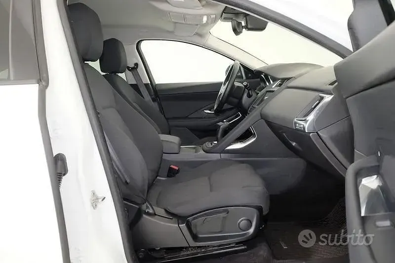 Usata Jaguar E-Pace R-Dynamic 150 CV (110 kW) 2018 Bianco SUV