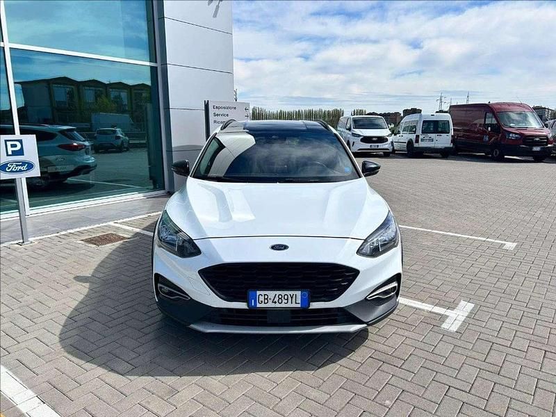 Usata Ford Focus Active 120 CV (88 kW) 2020 Bianco Station wagon