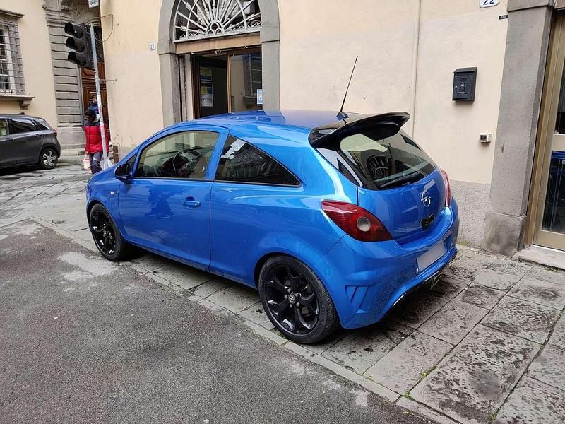 Usata Opel Corsa OPC 192 CV (141 kW) 2008 Blu/azzurro Utilitaria