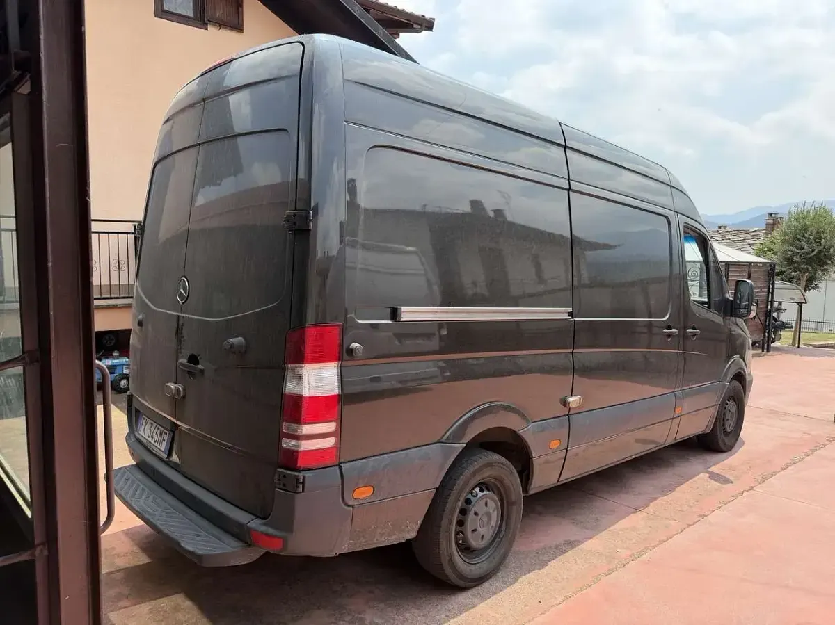 Usata Mercedes Sprinter 140 CV (102 kW) 2017 Marrone Furgone
