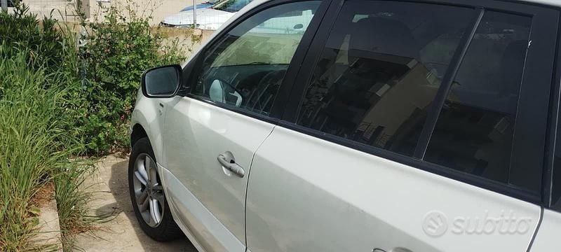Käytetty Renault Koleos 150 HP (110 kW) 2011 Valkoinen Katumaasturi