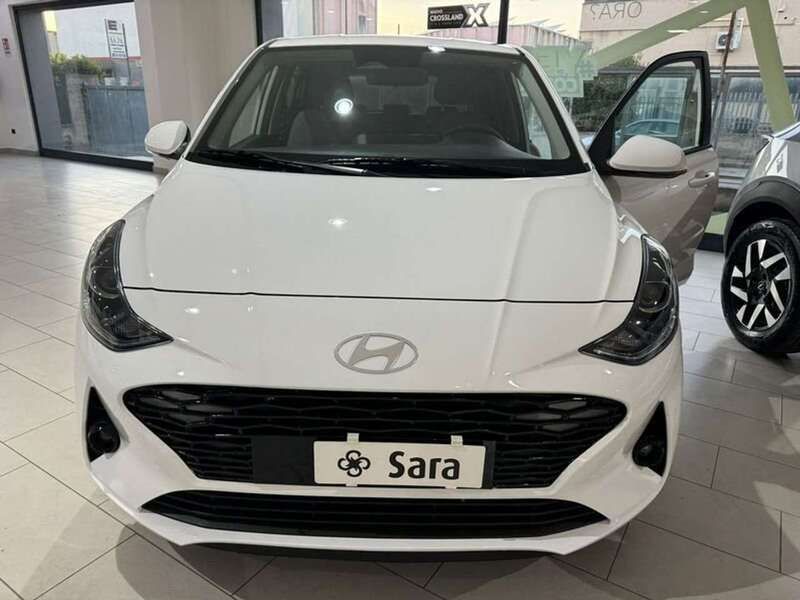 Bianco Nuova 2024 Hyundai i10 Prime Due volumi | 15.900 € - Immagine 1/4