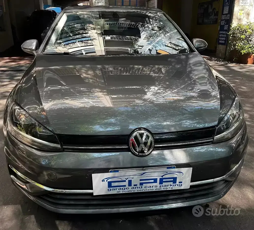 Usata VW Golf VII Business 116 CV (85 kW) 2018 Grigio Berlina