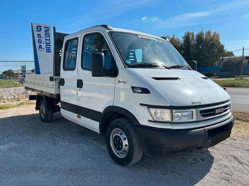Bianco Usata 2006 Iveco Daily | 9800 € - Immagine 1/4