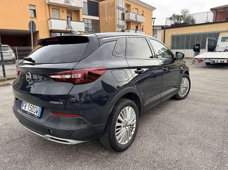 Usata Opel Grandland X Innovation 120 CV (88 kW) 2018 Nero SUV