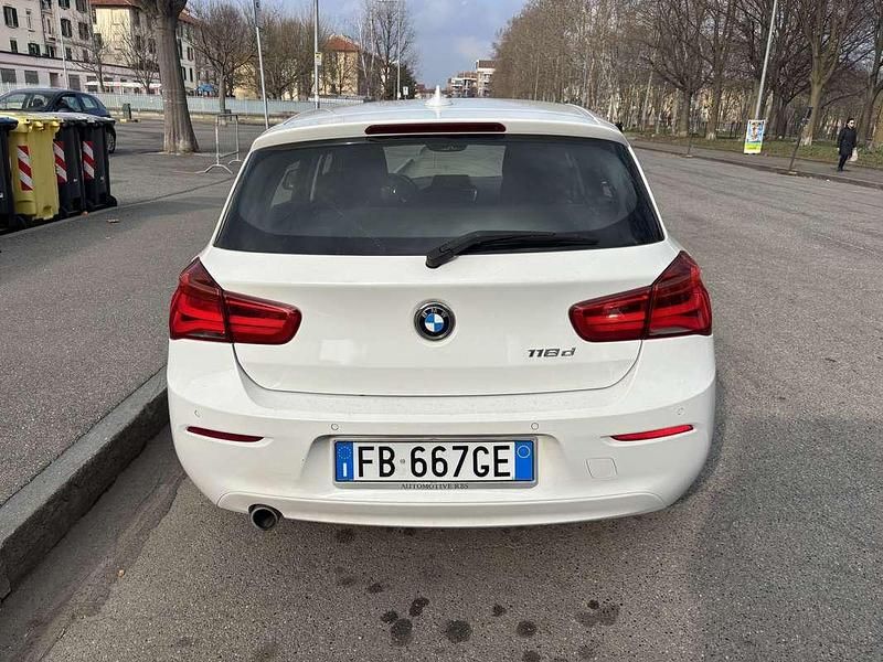 Usata BMW 118 Efficient Dynamics 150 CV (110 kW) 2015 Bianco Utilitaria