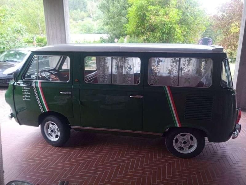 Usata Fiat 850 50 CV (36 kW) 1970 Verde Furgone