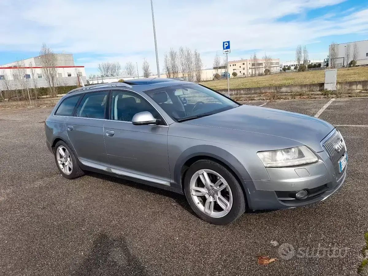 Usata Audi A6 239 CV (175 kW) 2011 Grigio Station wagon