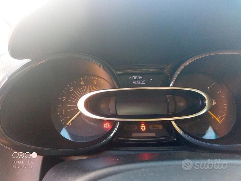 Rosso Usata 2015 Renault Clio GrandTour Station wagon | 4500 € (Super prezzo) - Immagine 1/4