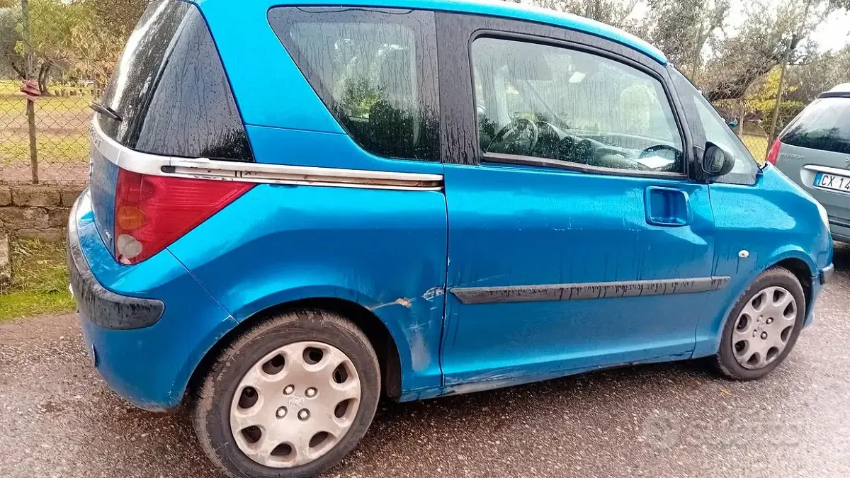 Usata Peugeot 1007 70 CV (51 kW) 2008 Blu Monovolume