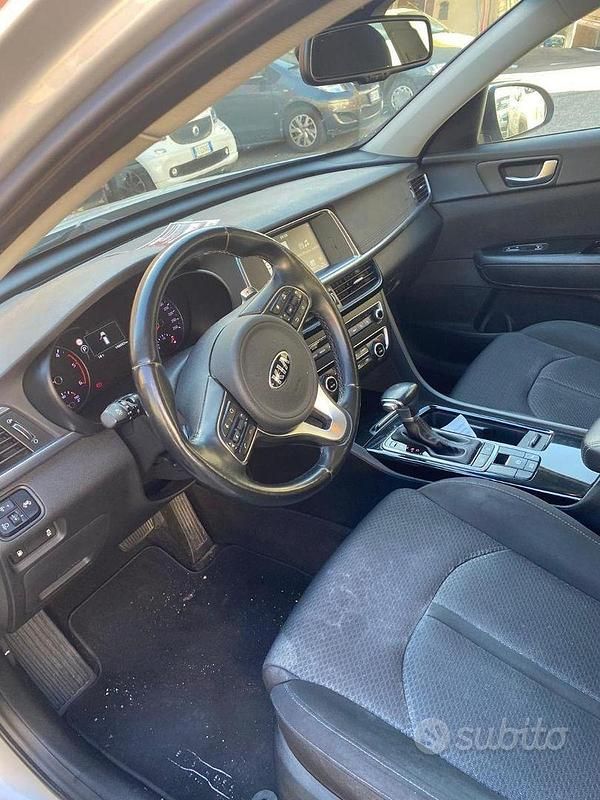 Usata Kia Optima 141 CV (103 kW) 2019 Grigio Station wagon
