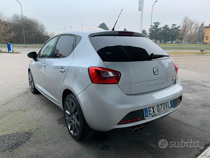 Usata Seat Ibiza FR 105 CV (77 kW) 2014 Grigio Berlina